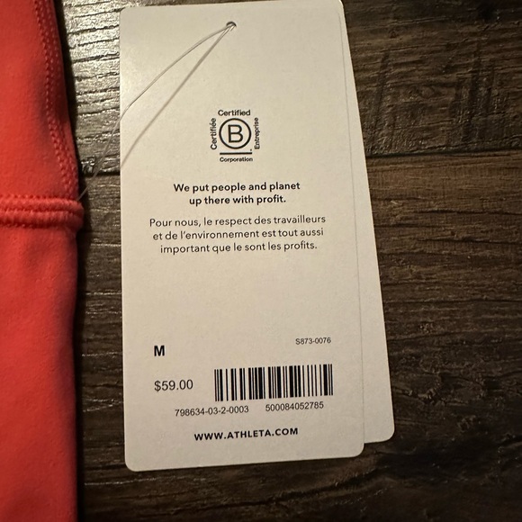 Athleta Transcend 7” Biker Shorts - Picture 2 of 5